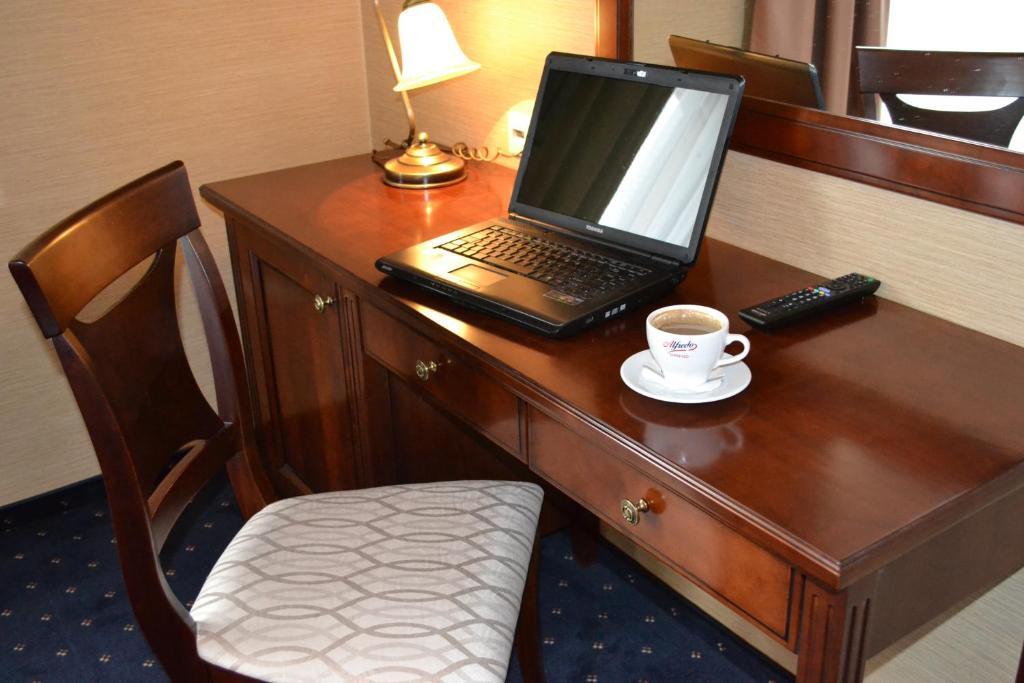 Borowinowy Zdroj Hotel Wellness Spa & Conference Suprasl Luaran gambar