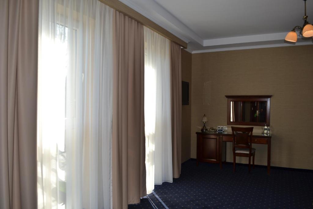 Borowinowy Zdroj Hotel Wellness Spa & Conference Suprasl Bilik gambar