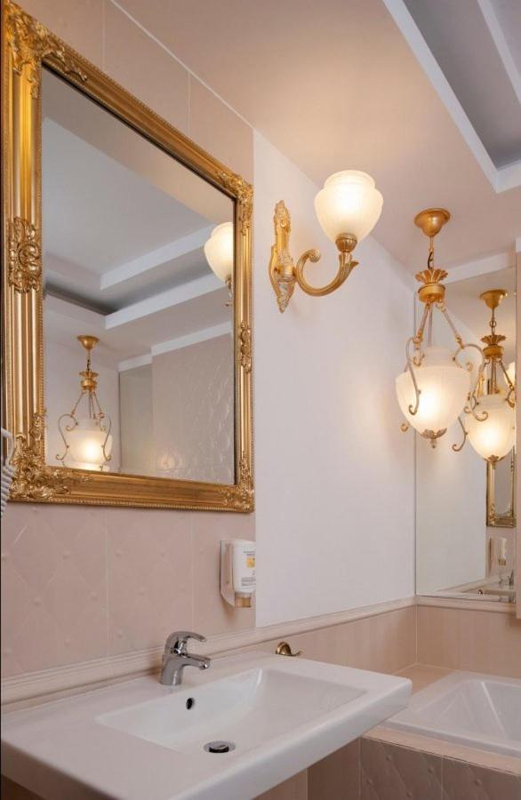 Borowinowy Zdroj Hotel Wellness Spa & Conference Suprasl Luaran gambar